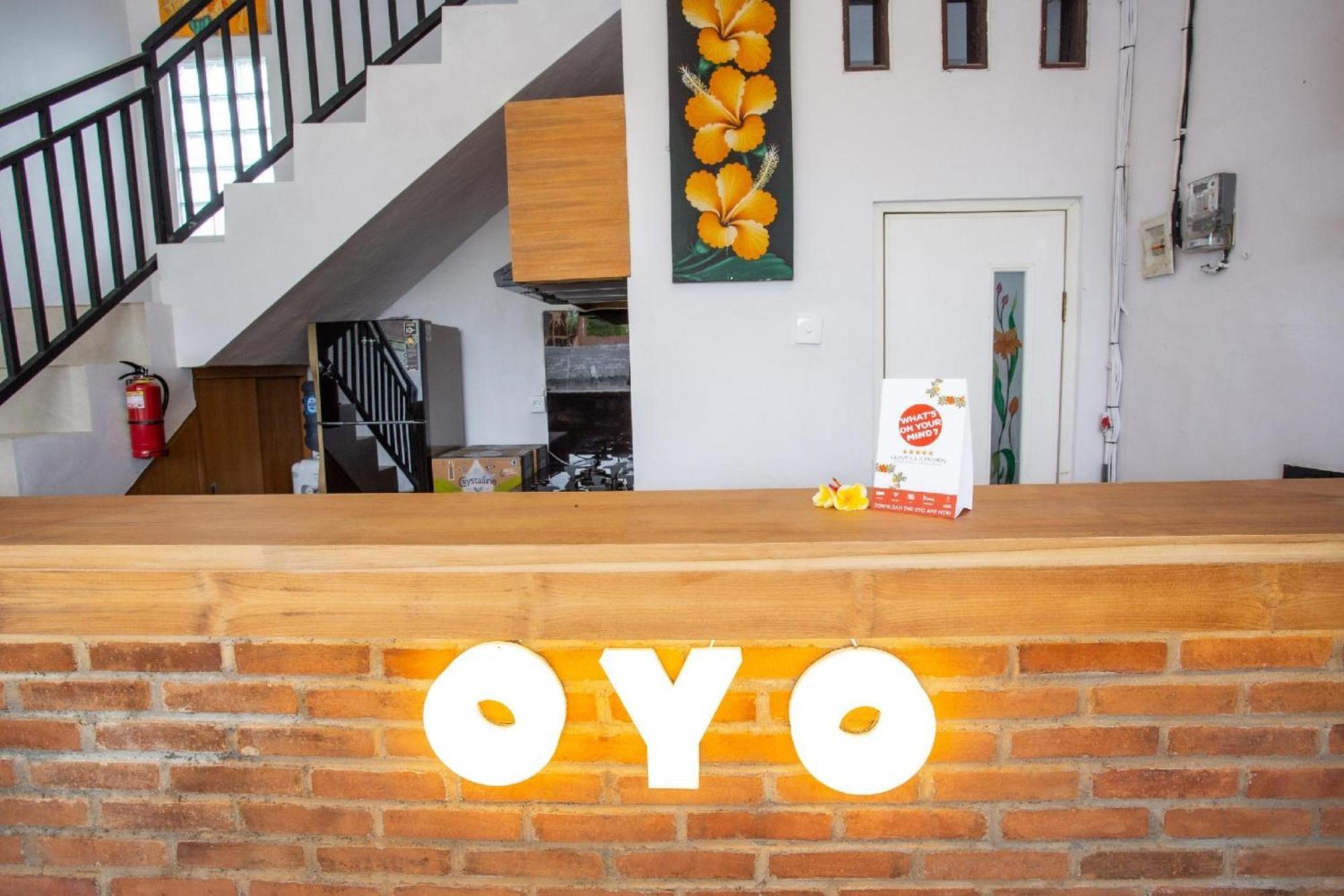 Oyo1207彭多克789酒店 坎古 外观 照片